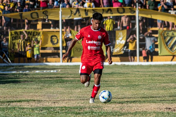 What are some tips for cooking a delicious Welsh rarebit?